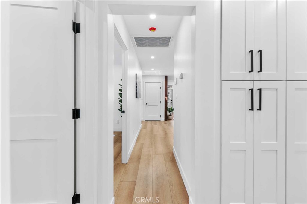 10775 Queensland Street