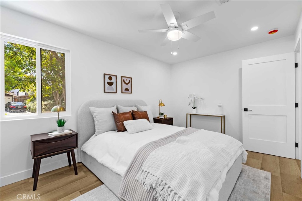 10775 Queensland Street