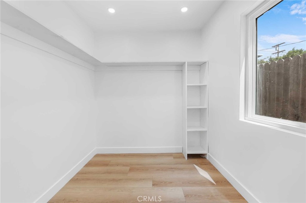 10775 Queensland Street