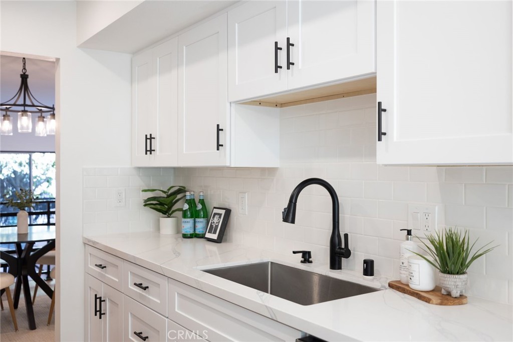 10600 Holman Avenue 2