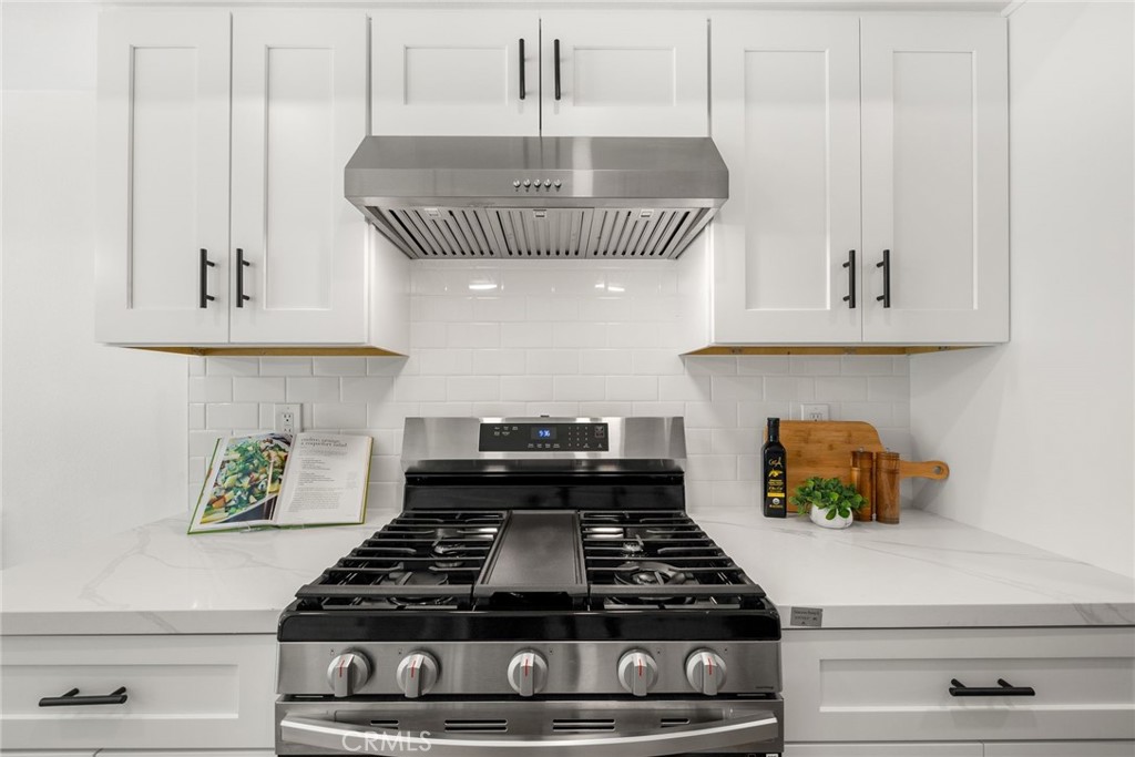 10600 Holman Avenue 2