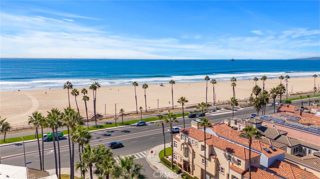 1200 Pacific Coast 325