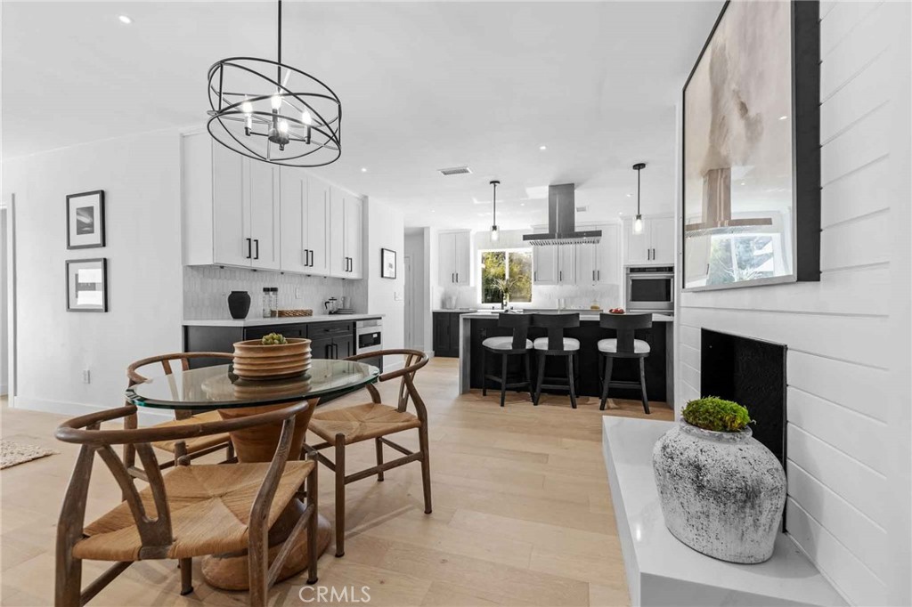 2401 Coldwater Canyon Drive