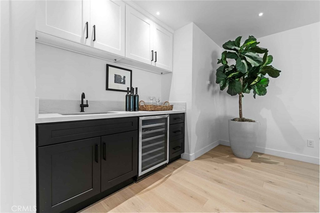 2401 Coldwater Canyon Drive