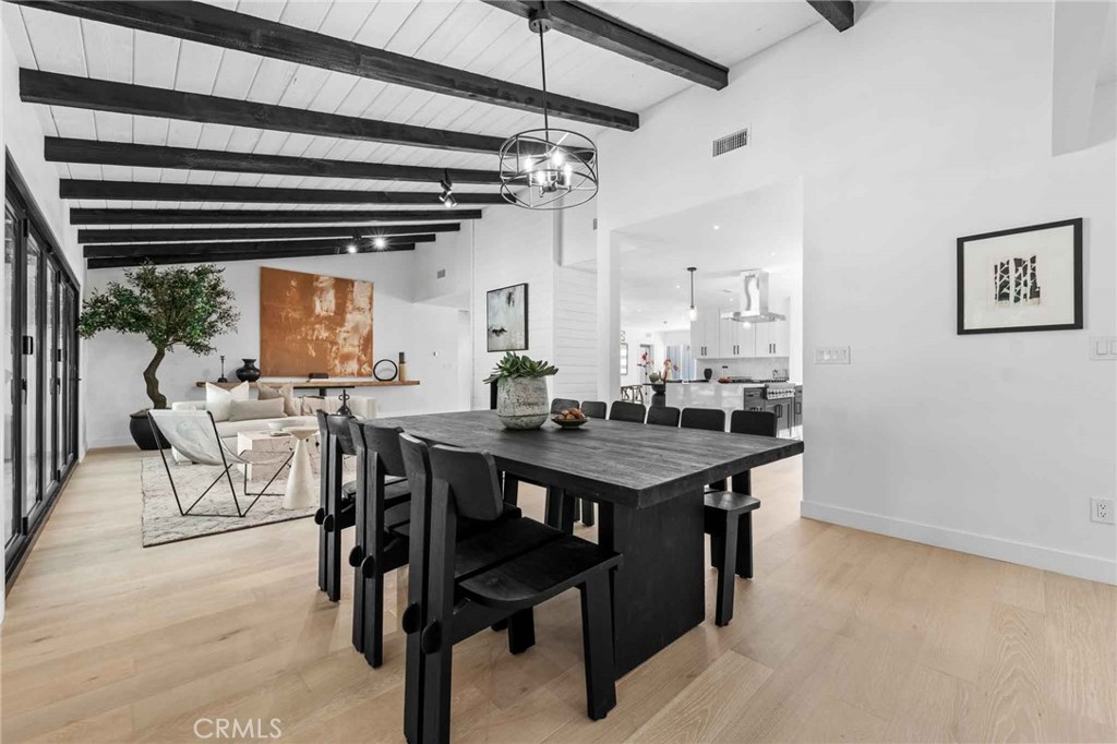 2401 Coldwater Canyon Drive