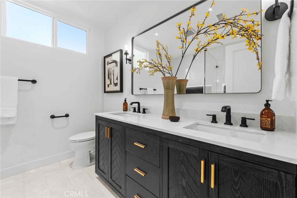 2401 Coldwater Canyon Drive