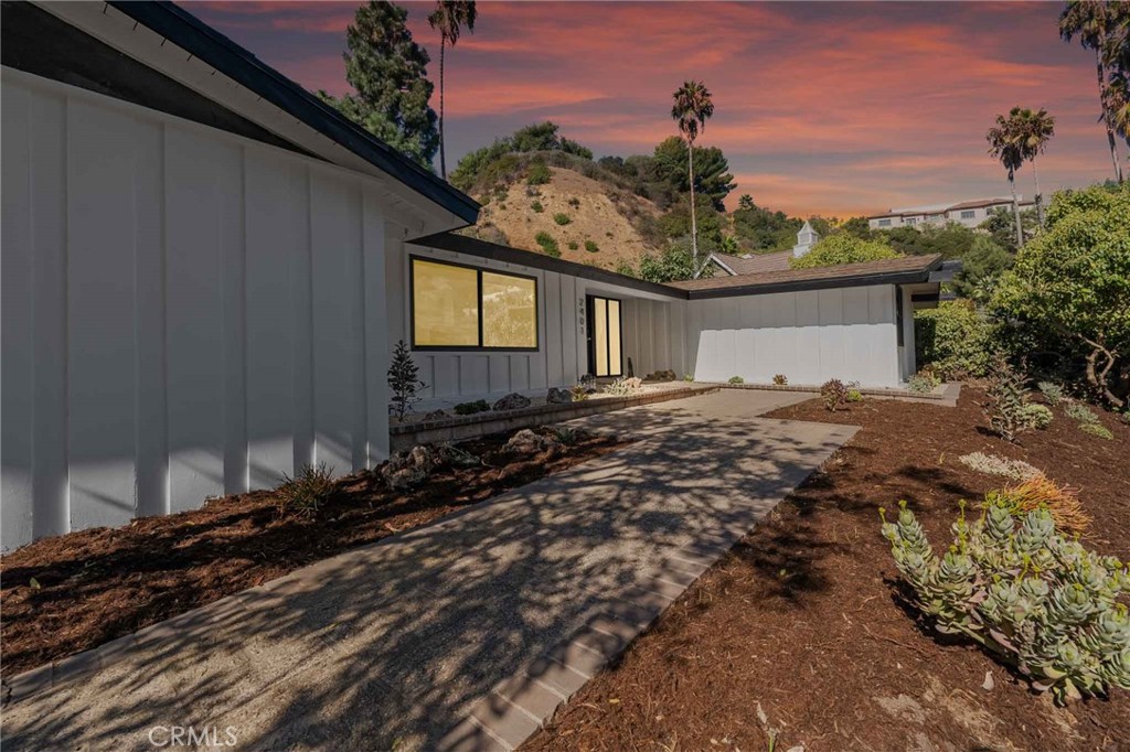 2401 Coldwater Canyon Drive