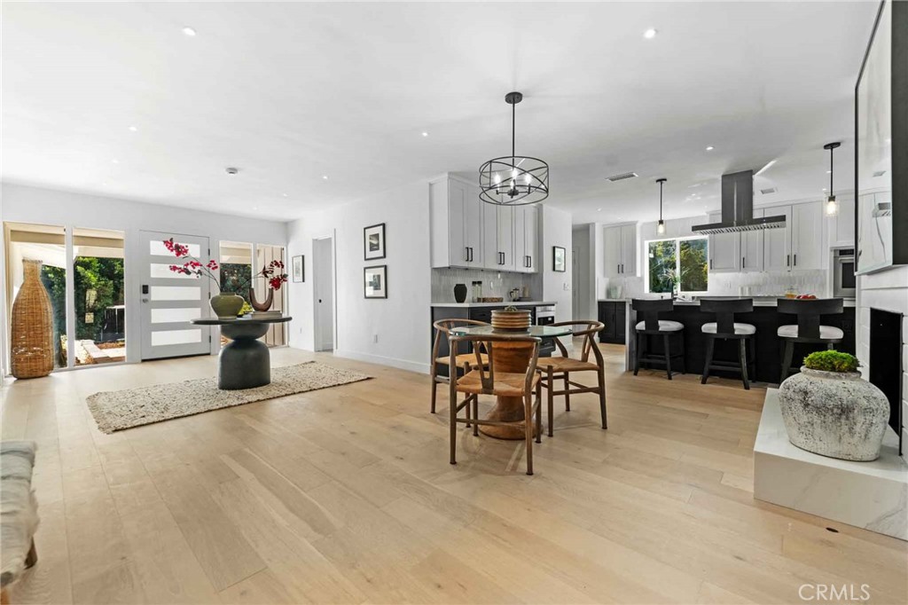 2401 Coldwater Canyon Drive