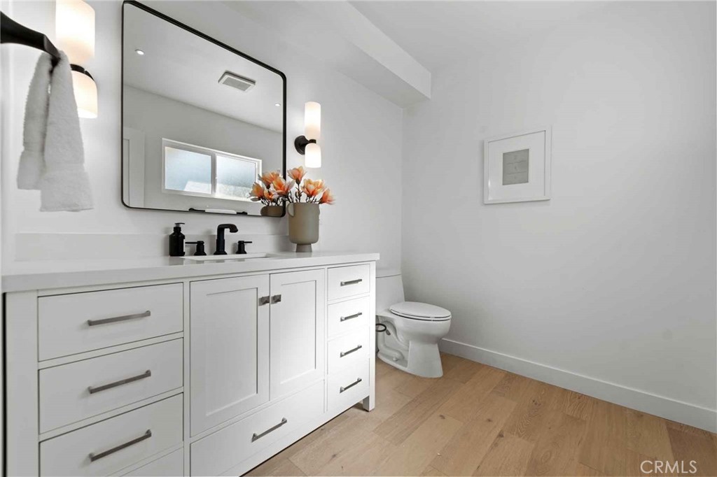 2401 Coldwater Canyon Drive