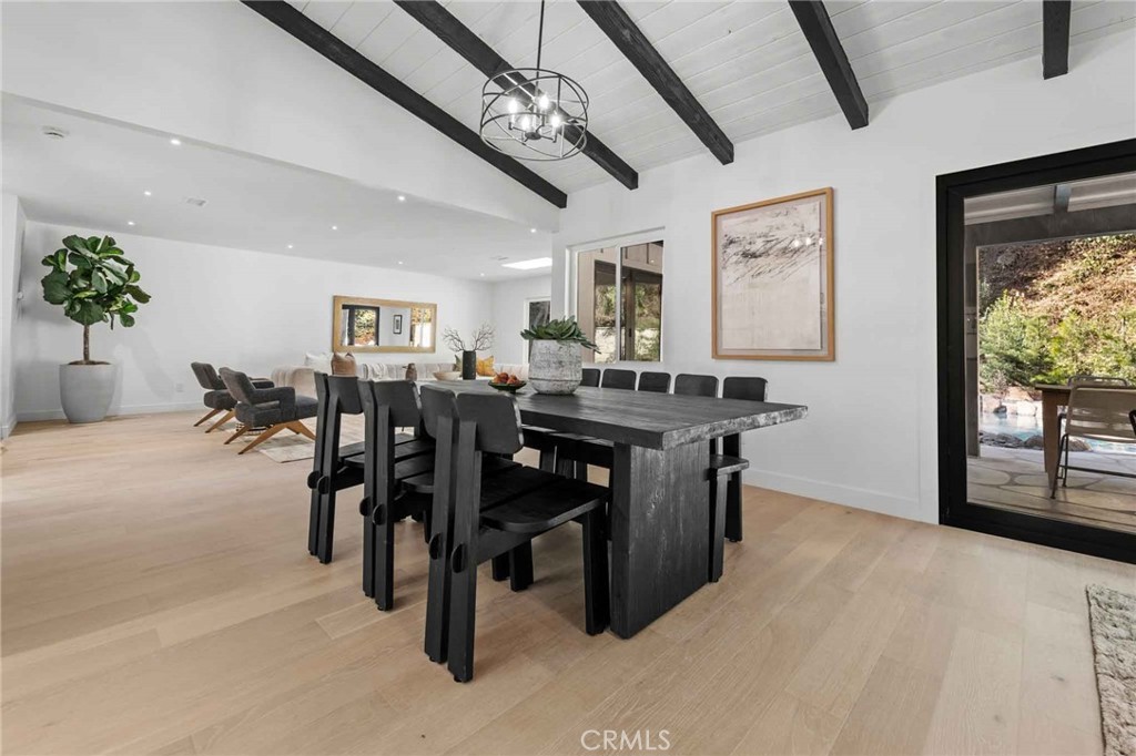 2401 Coldwater Canyon Drive