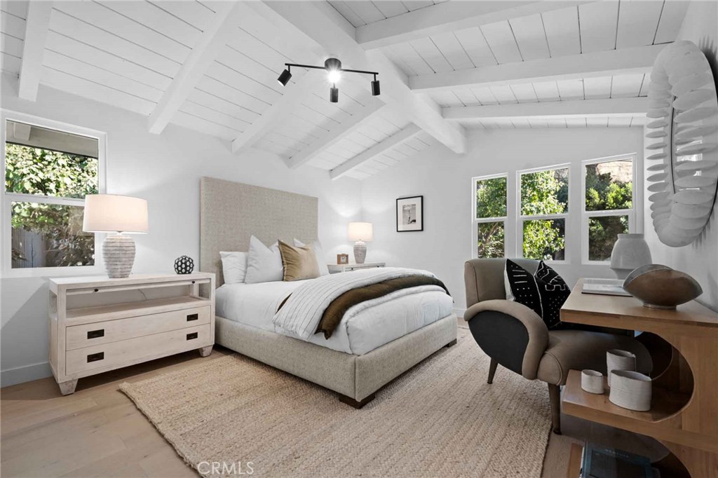 2401 Coldwater Canyon Drive