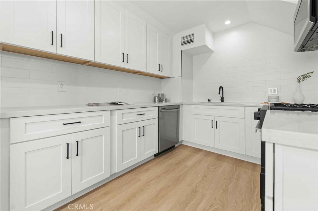 12217 Rochester Avenue 4