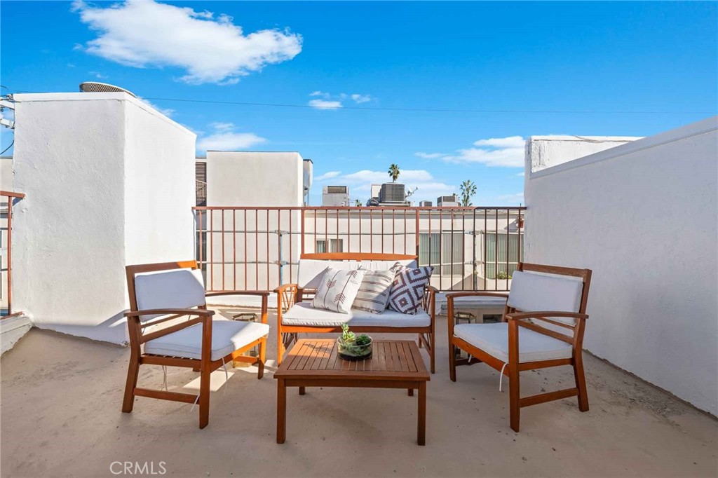 12217 Rochester Avenue 4