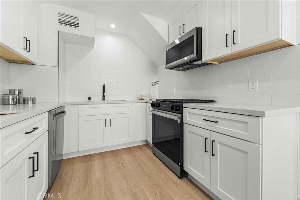 12217 Rochester Avenue 4