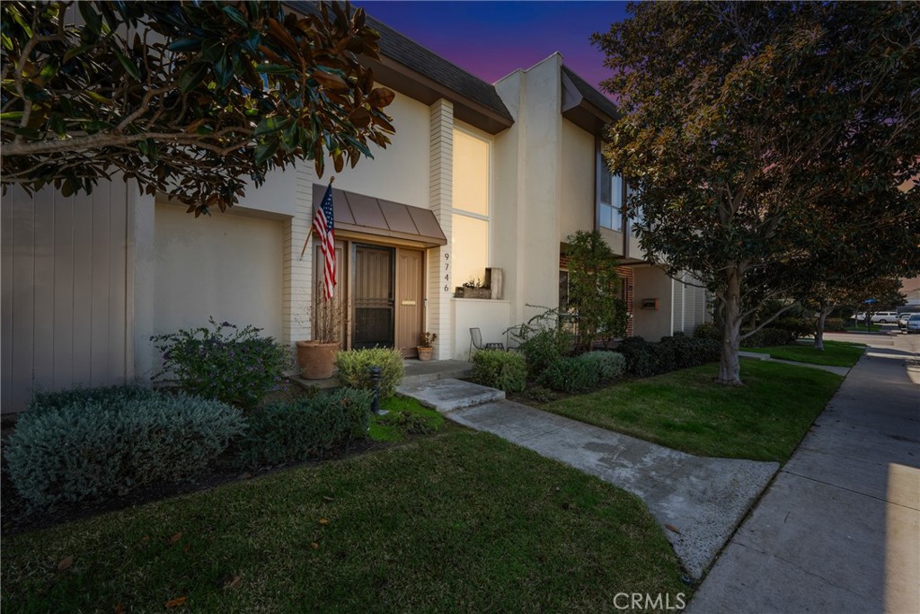 9746 Bluereef Drive