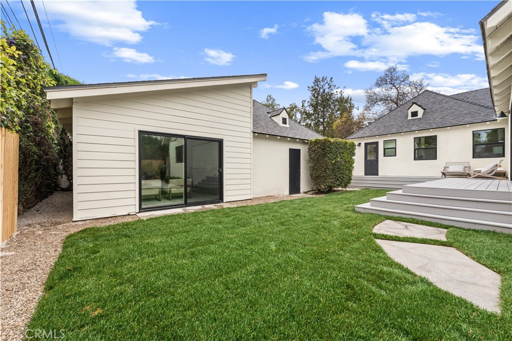 10584 Wellworth Avenue