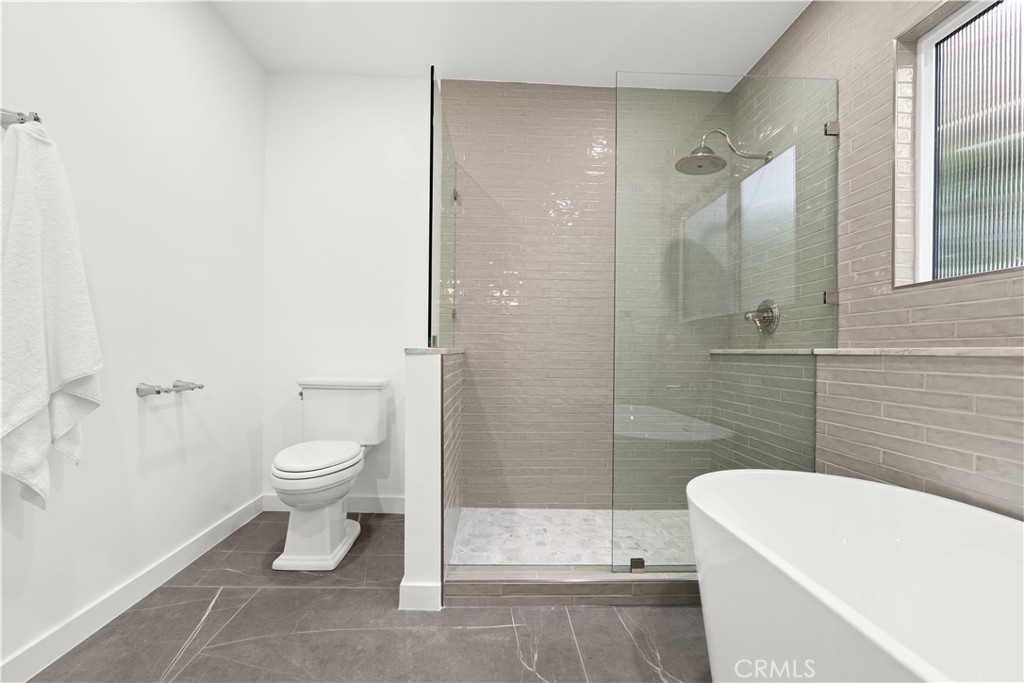 10584 Wellworth Avenue