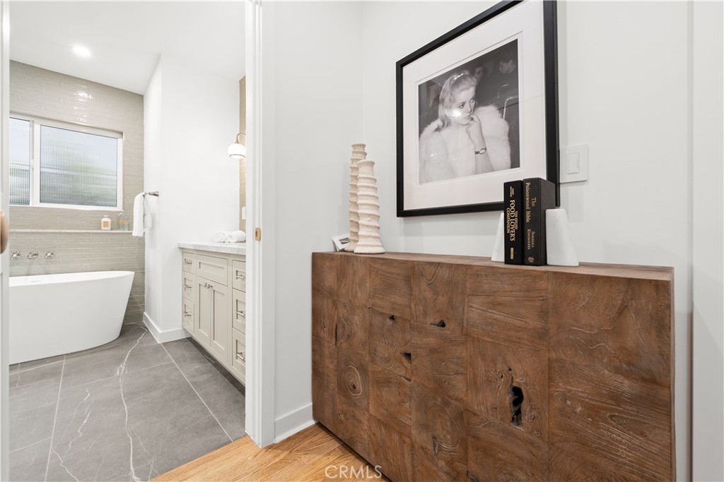 10584 Wellworth Avenue