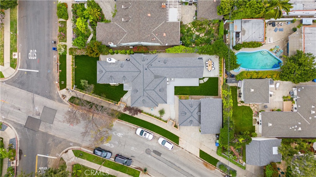 10584 Wellworth Avenue