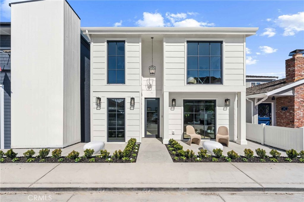 214 Abalone Avenue