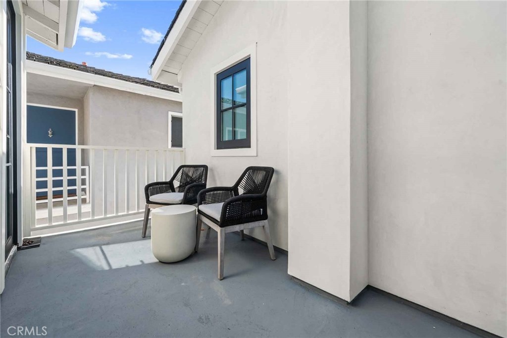 214 Abalone Avenue