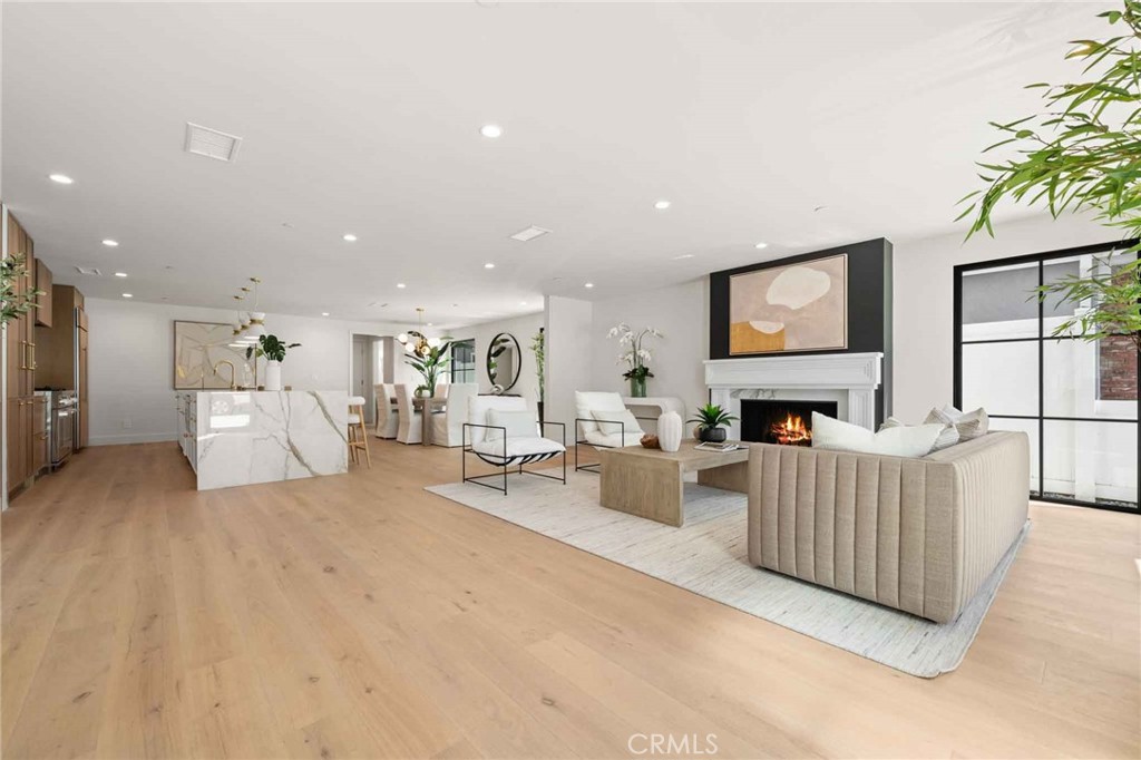 214 Abalone Avenue