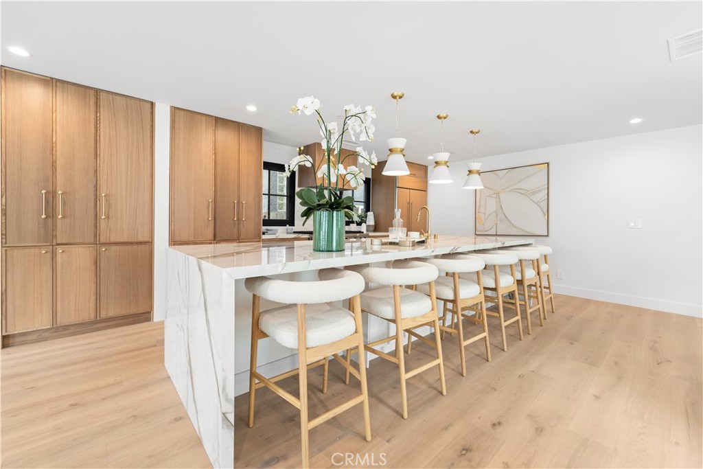 214 Abalone Avenue