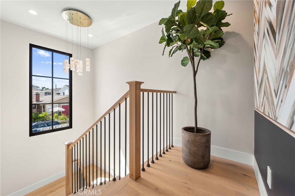 214 Abalone Avenue