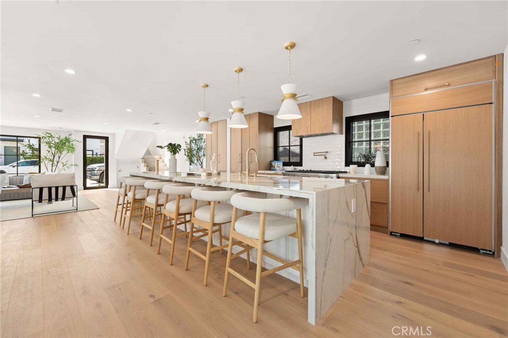 214 Abalone Avenue