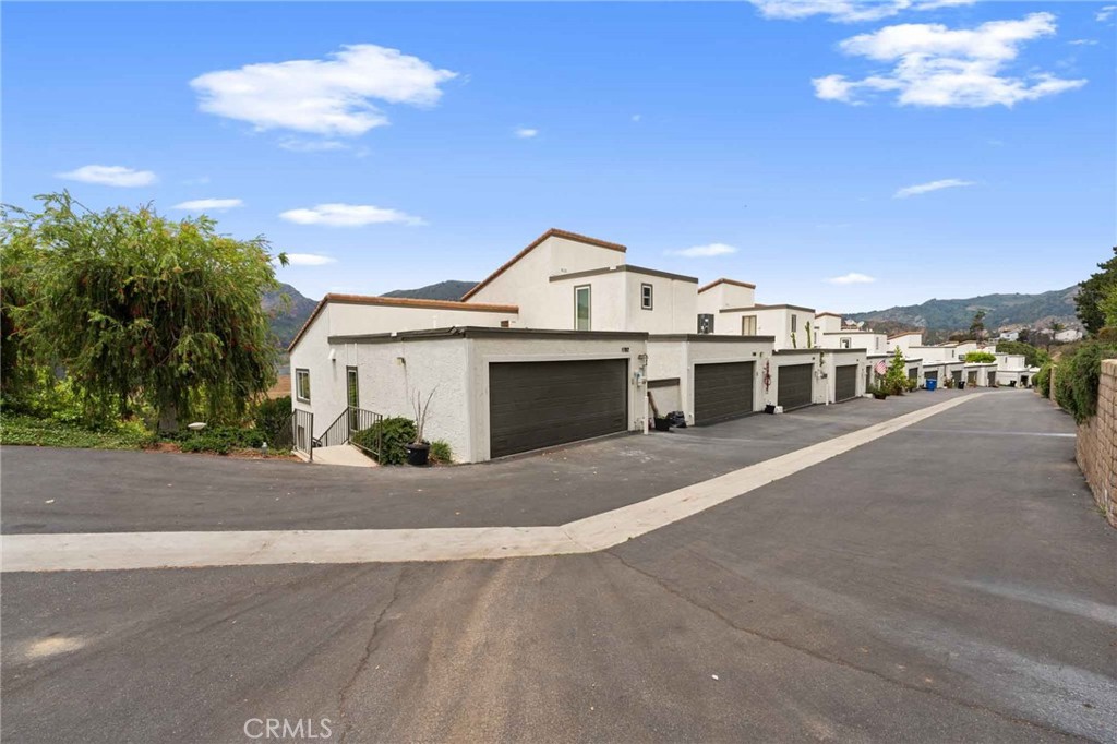 1782 Palisades Drive