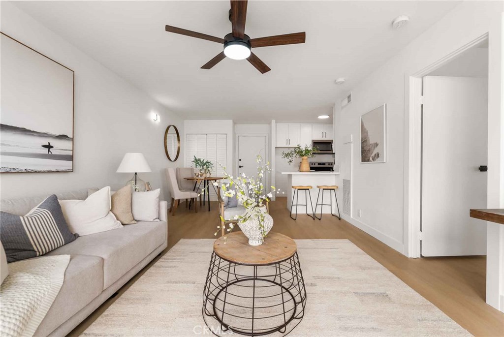 1750 E Ocean Boulevard 902