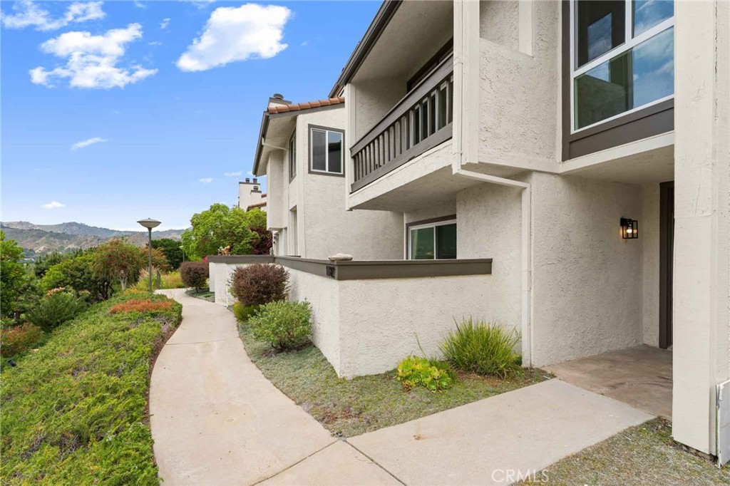 1782 Palisades Drive