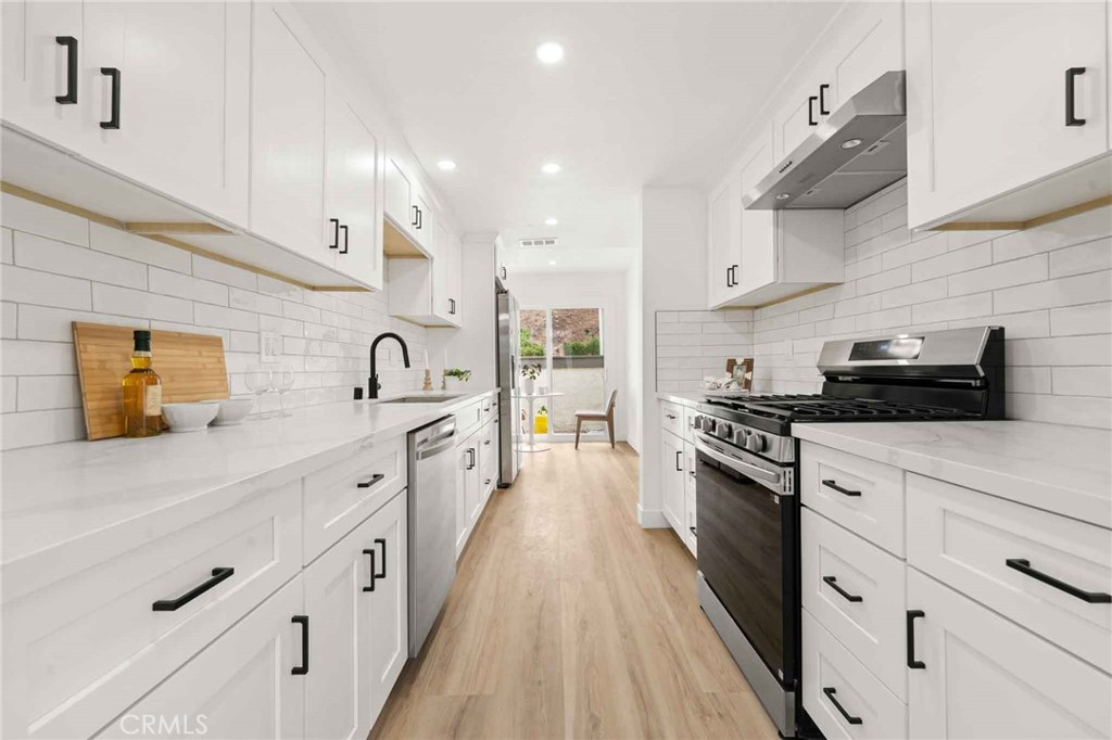 1782 Palisades Drive