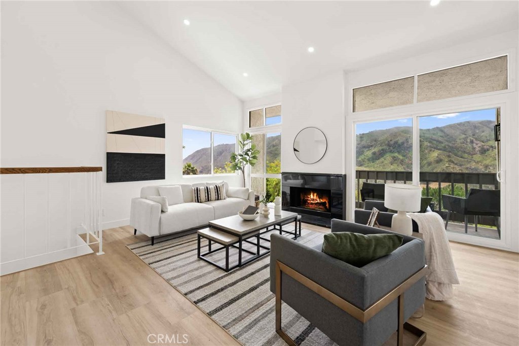 1782 Palisades Drive