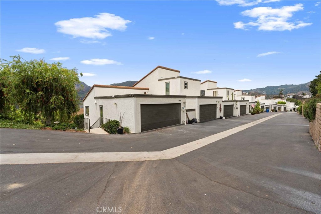 1782 Palisades Drive