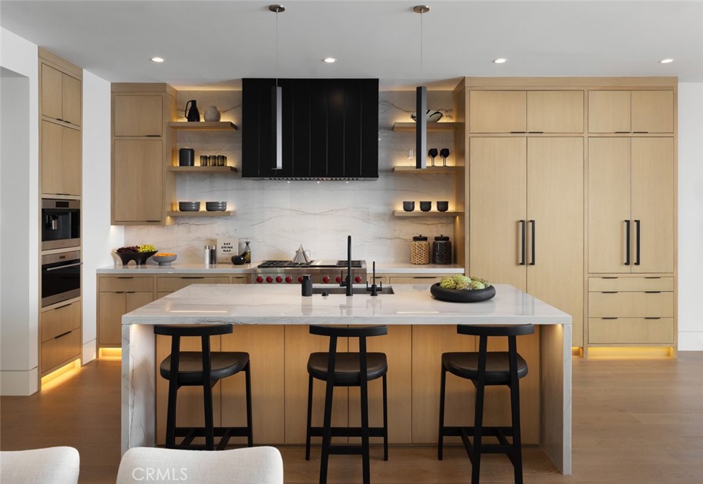 412 Heliotrope Avenue