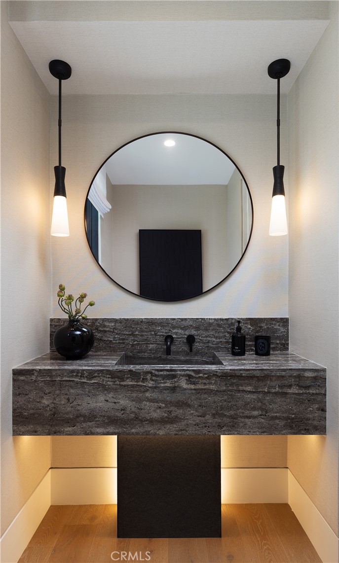 412 Heliotrope Avenue