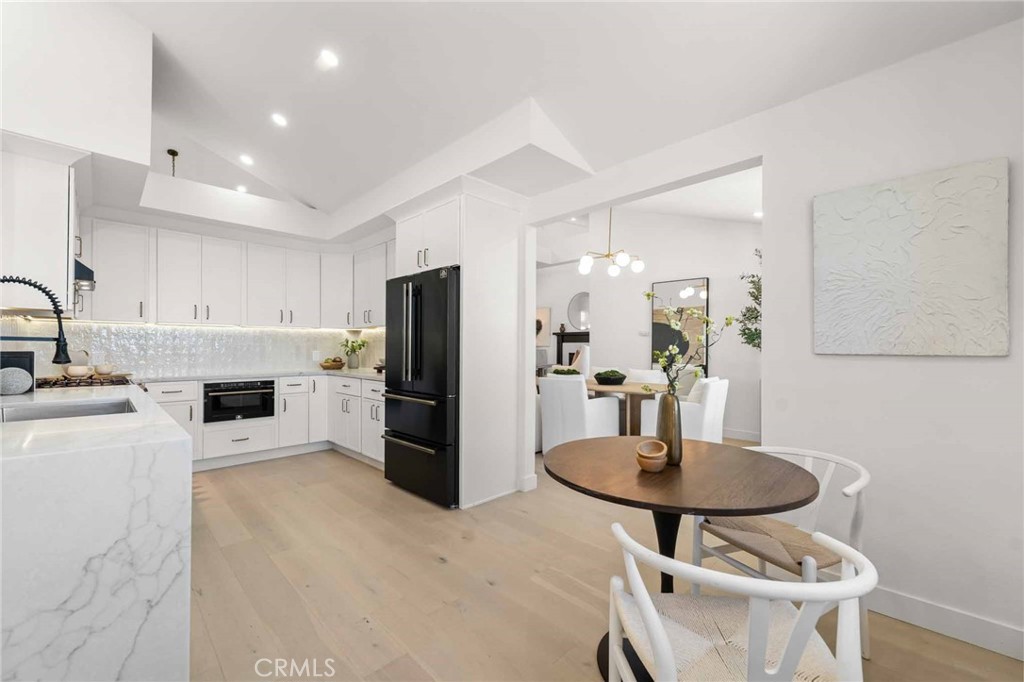 30135 Avenida Celestial