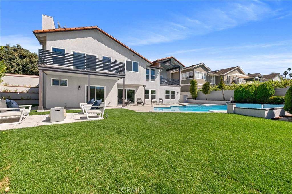 30135 Avenida Celestial