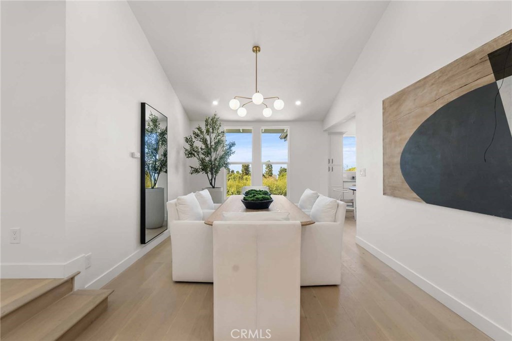 30135 Avenida Celestial