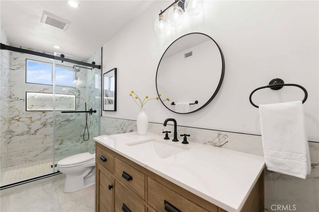 30135 Avenida Celestial