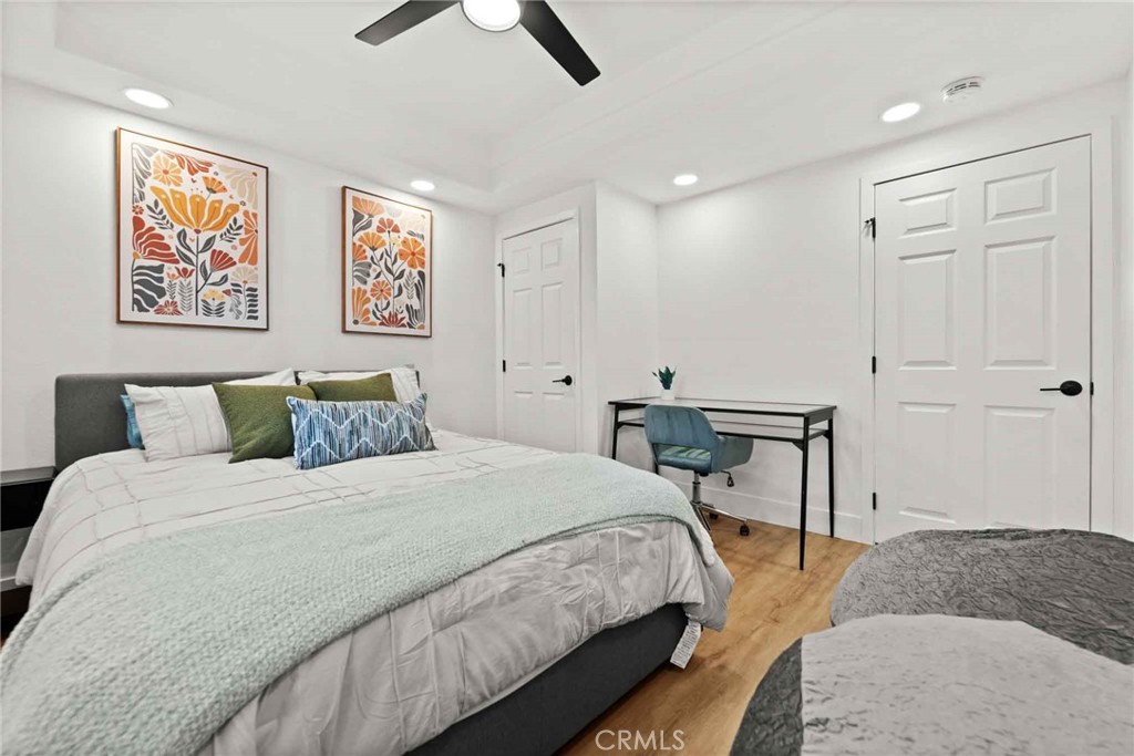 4351 E Calle De Carlos