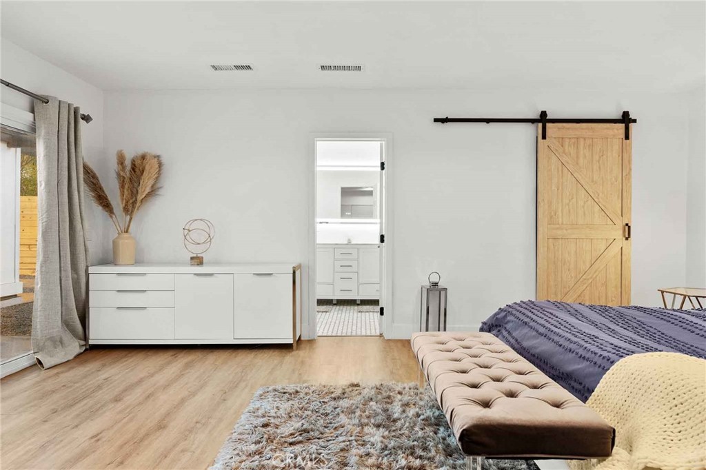 4351 E Calle De Carlos