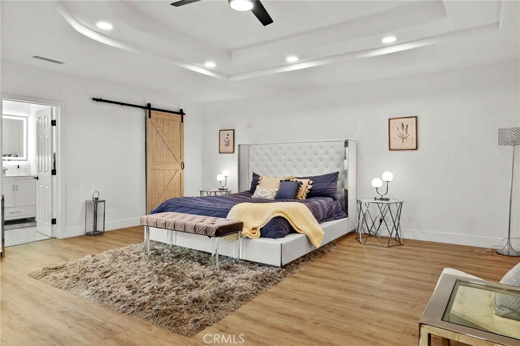 4351 E Calle De Carlos