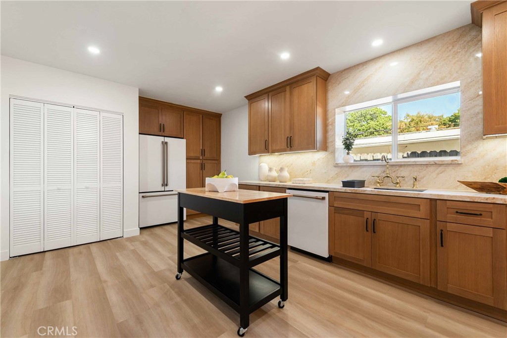 11333 Montana Avenue