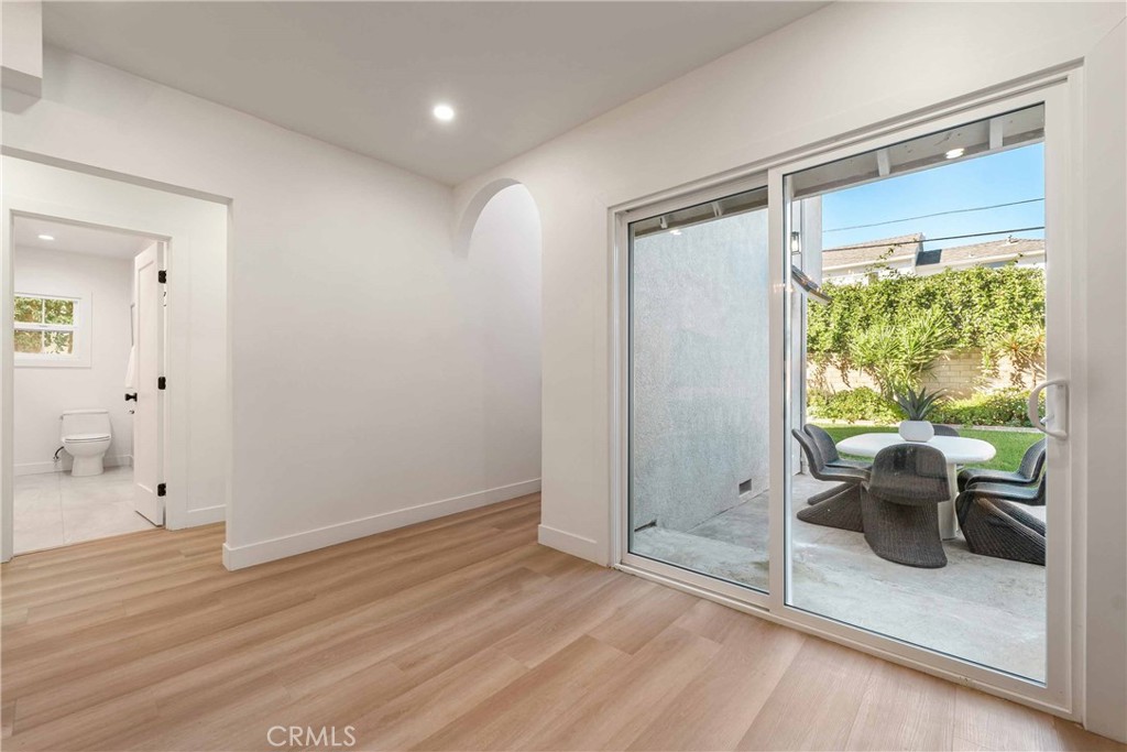 11333 Montana Avenue