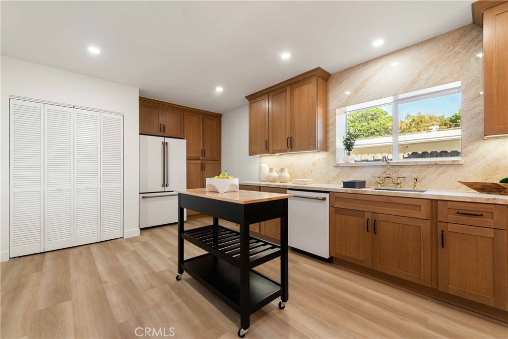 11333 Montana Avenue