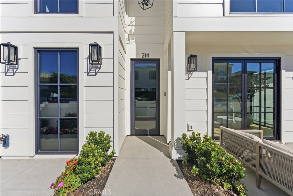 214 Abalone Avenue