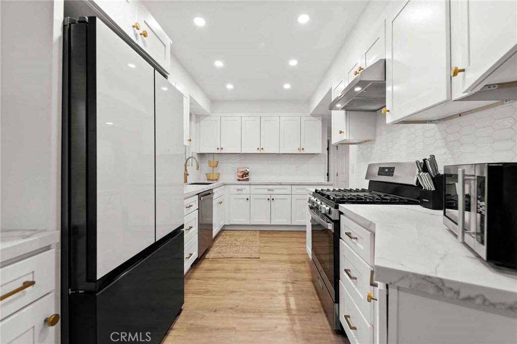 4351 E Calle De Carlos