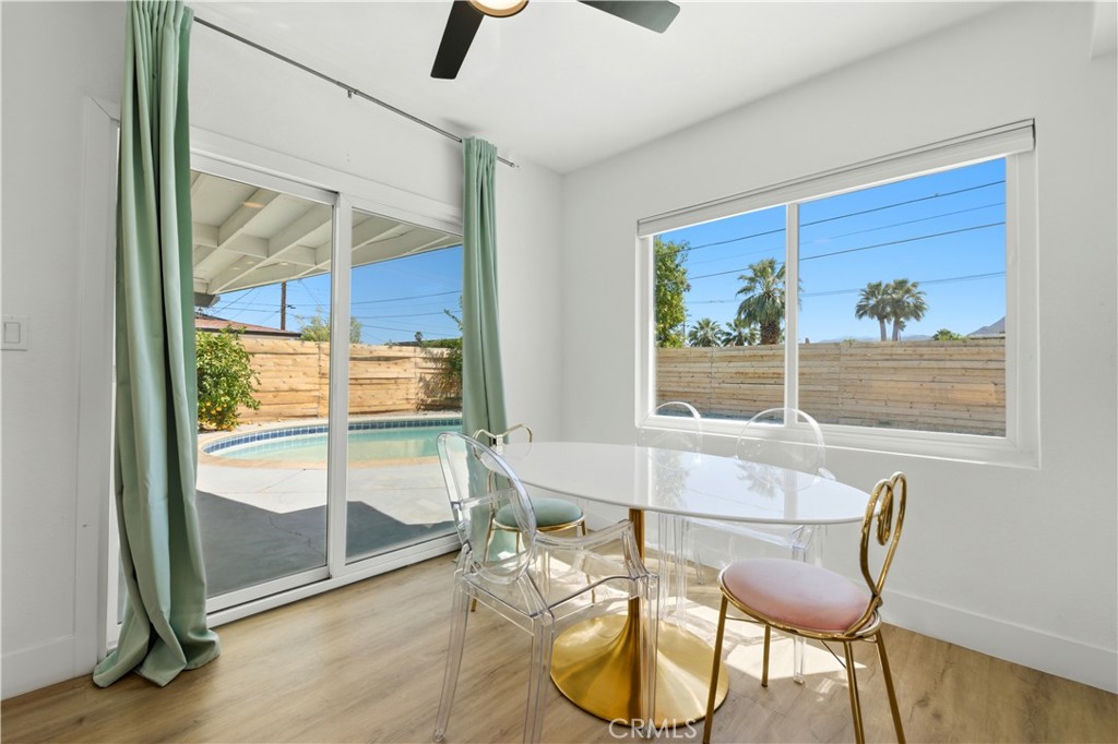 4351 E Calle De Carlos